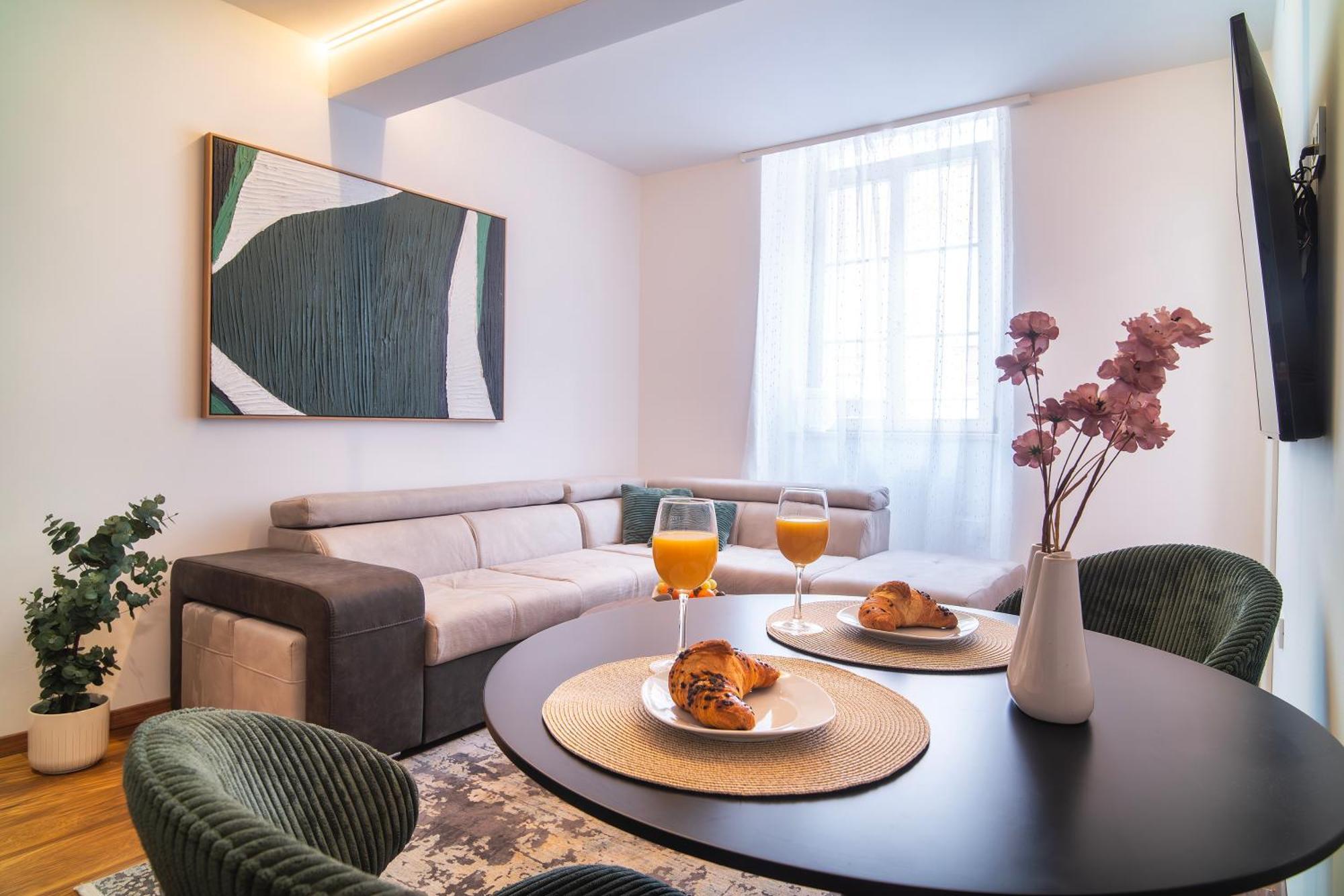 D&A Amphitheatre Premium Apartments With Free Parking 普拉 外观 照片