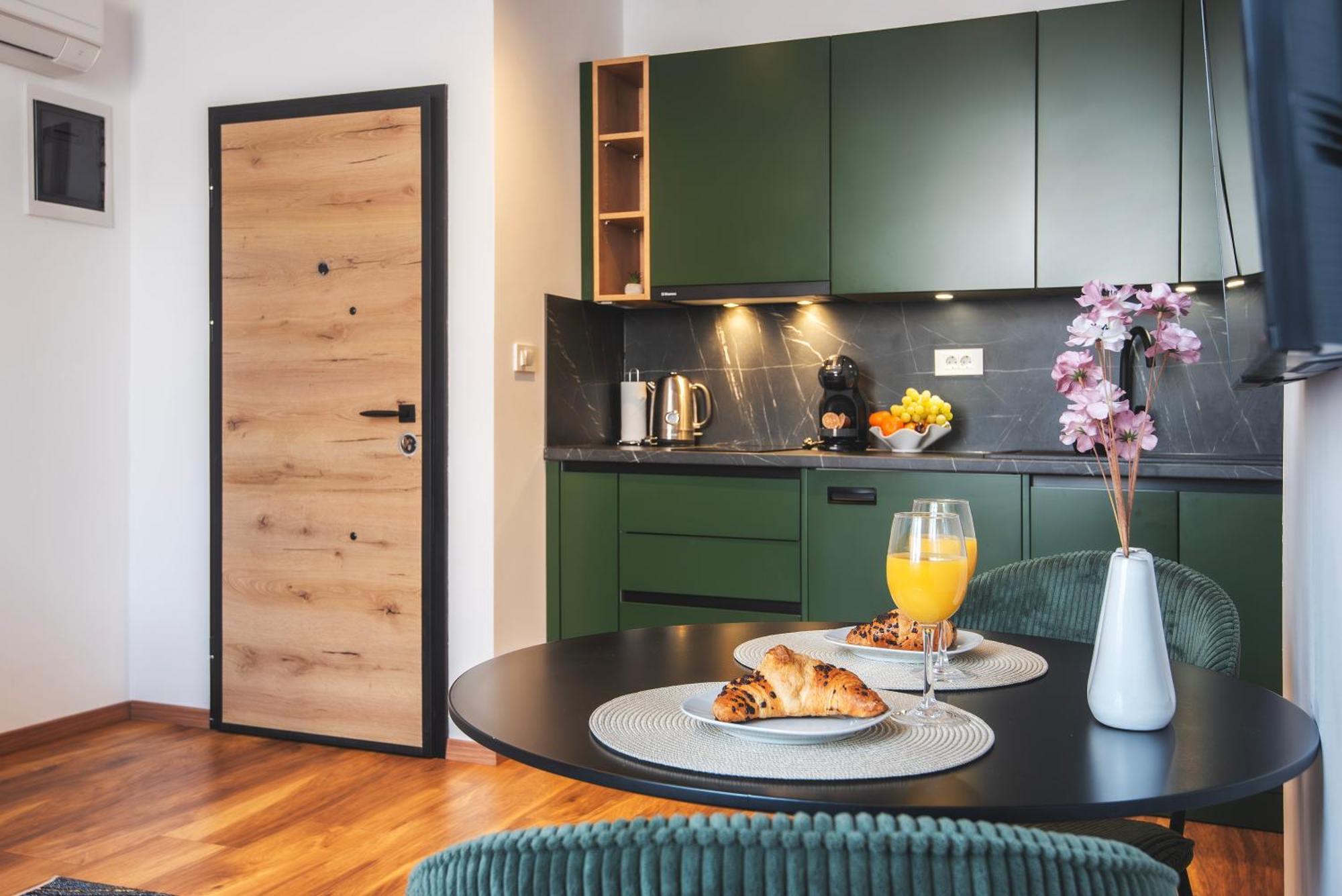 D&A Amphitheatre Premium Apartments With Free Parking 普拉 外观 照片